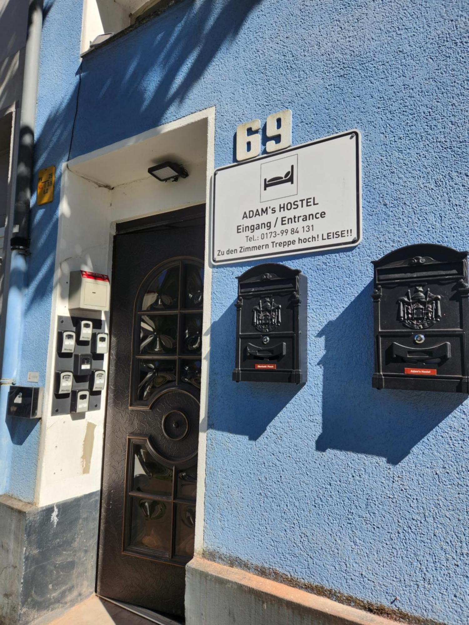 Adam'S Hostel - Self Check-In & Only Private Rooms Дюссельдорф Екстер'єр фото